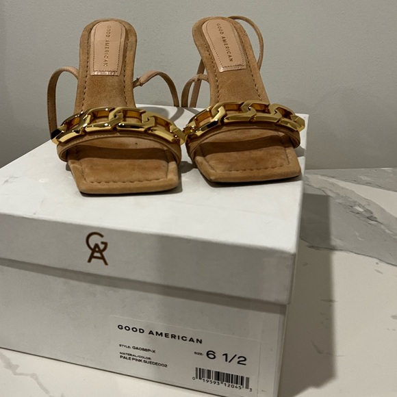 GOOD AMERICAN Women's Single Strap Ankle Chain  Sandal PALE PINK SUEDE - Picture 5 of 12